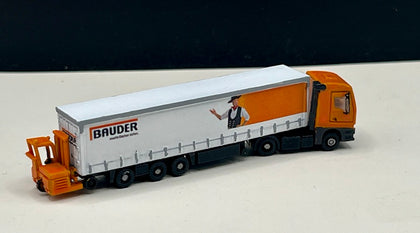6401RF - MB Actros 4 x 2 mit Fahrer, Gardinenauflieger und Mitnahmestapler
