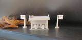 4051 - Tankstelle mit Flachdach und 2 Werbetafeln / filling station withflat roof and 2 billboards