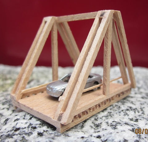 152 Gitterbrücke, Länge ca. 40 mm einspurig Strasse / Lattice bridge made of beech wood